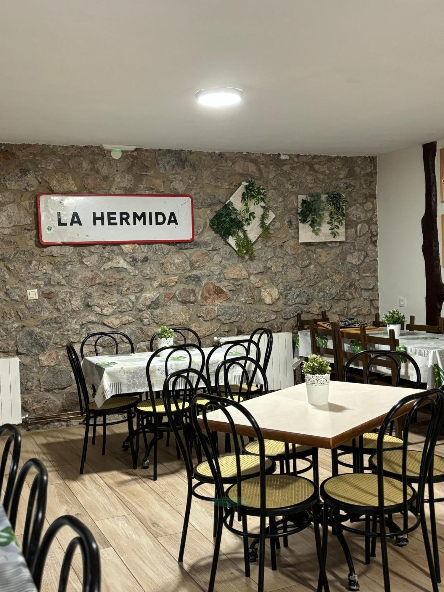 Albergue La Hermida Casa di campagna *